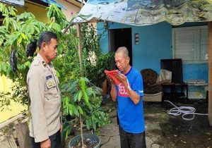 Polres Kotabaru Bagikan Bendera Merah Putih Sambut HUT RI ke-79 1 IMG 20240801 WA0015 11zon