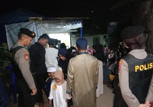 Peringatan Maulid di Teluk Sungai Meriah, Bripda Inama Jadi Juri Lomba Keagamaan 1 IMG 20240918 WA0106 11zon