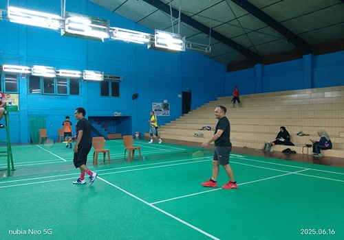 Wakil Bupati Kotabaru Dukung Eksibisi Badminton Bareng Bank Kalsel, Dorong Kolaborasi dan Pembinaan Atlet Muda 1 IMG 20250616 224846 11zon