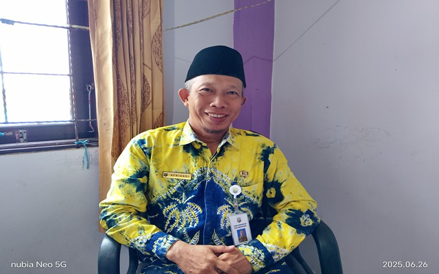 Kepala Bidang Pembinaan SMP Dinas Pendidikan dan Kebudayaan Kotabaru, Apriandi, S.Pd.SD., M.M.,