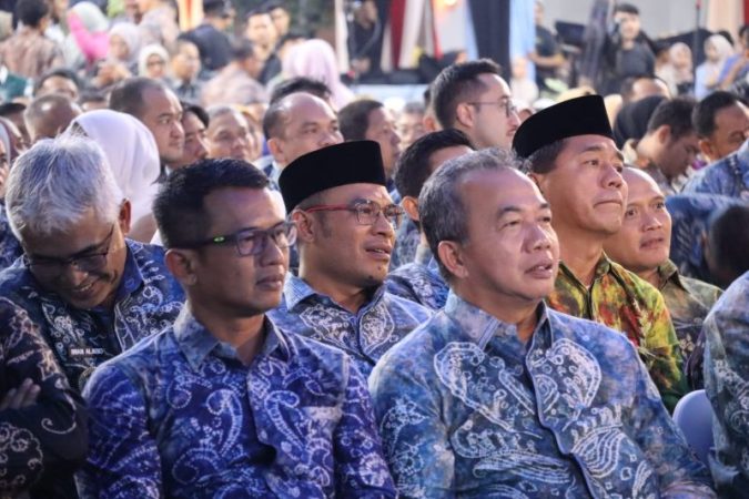 Para pejabat dan tamu undangan menghadiri malam puncak perayaan HUT ke-499 Kota Banjarmasin tahun 2025.