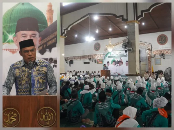 Wakil Bupati Kotabaru Syairi Mukhlis memberikan sambutan saat pelepasan jamaah calon haji di Masjid Agung Husnul Khotimah Kotabaru.