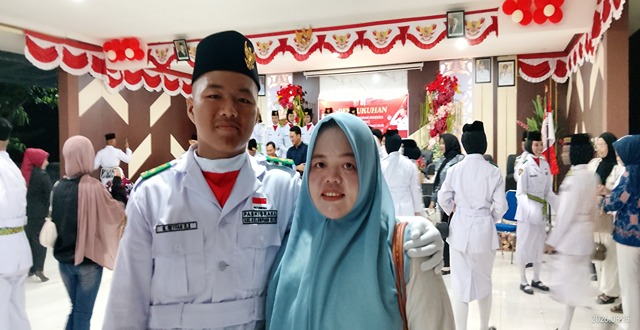 32 Pelajar Dikukuhkan Jadi Paskibraka Kelumpang Hilir, Camat Pimpin Langsung Prosesi 4 1002428651 11zon