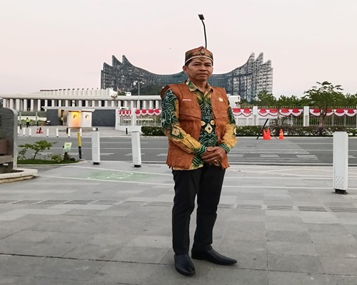Ketum DAD Kalsel Hadiri HUT RI di IKN, Serukan Keterlibatan SDM Dayak 1 1002440523 11zon