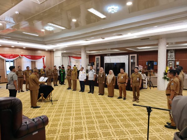 Bupati Kotabaru memimpin prosesi pelantikan dan pengambilan sumpah sejumlah pejabat di lingkungan Pemerintah Kabupaten Kotabaru.